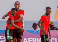 FAM rewards beach soccer team