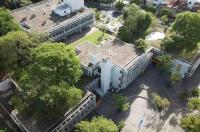 Hundreds Explored Historical Gardens At The Embassy Of Argentina In Asunción