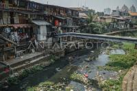 Jakarta poverty rate drops below 4 percent for first time: Governor