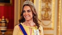 Kate Middleton's Oman State Banquet dress is the latest 'secret message' to Meghan and Harry and it's definitely a powerful one
