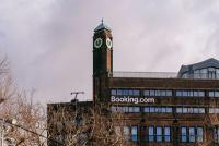 EU probes Booking.com over online fraud risks
