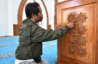 Indonesian Master Woodcarvers to Restore Jepara Ornaments at Sarajevo’s Istiklal Mosque