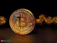 Bitcoin rebounds above $83,000 as strong US earnings and falling oil prices lift risk appetite