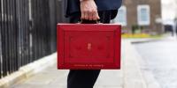 UK Inflation and Borrowing Rise as Budget and Rate Hike Loom