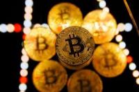 Bitcoin climbs toward $85,000 as SpaceX earnings reignite risk appetite