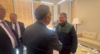 Russia frees retired US schoolteacher in goodwill gesture