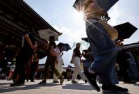 Tokyo and Osaka record latest-ever day above 30 Celsius