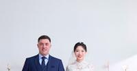 Irish groom and 65 guests travel 10,000km for traditional Hanoi wedding