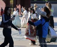 Foreign tourist arrivals in S. Korea on track to exceed last year's total
