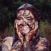 Remi Wolf’s “Mud” album brings the audience back to earth