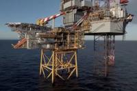 Oil prices steady as investors weigh progress on Russia-Ukraine talks against falling U.S. oil stocks
