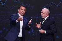 Brazil Election Race Tightens as Flávio Bolsonaro Slips to 45% Against Lula