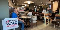 Nebraska Governor Candidate Lynne Walz campaigns in Siouxland