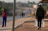 Over 500 in S. Africa sickened in outbreak