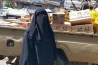 Cookies and weapons: Women in Yemen’s Taiz find ways to help the city’s defence