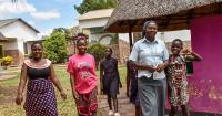 Zambian sisters shelter young girls in Chirundu's red light district