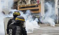 France turmoil branded 'wake up call' over debt - as French borrowing costs hit 24-year high and Carrefour plunges