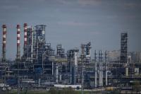 EU responds to Trump diesel deal with new Russia energy sanctions