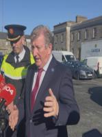 Minister tells drivers to put phones in glove box