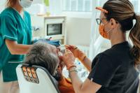 Australians Withdrew Nearly $1.5 Billion From Their Super Funds, Most for Dental Work
