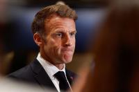 France heads into a bond crisis