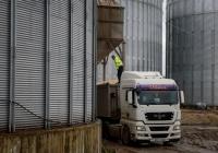 Ukraine wants grain truck checks moved inside EU