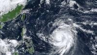 Typhoon Champi paralyzes East Asia with canceled flights and school closures