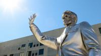 Ron DeSantis Statue Melts in Rising Temperatures He Spent 8 Years Denying; Climate Change Non-Profit 350 Action, Art Collective Uncommon Creative Studio, and M ss ng P eces Staged a Striking Midterm-Season Installation