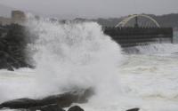 World : Two Malaysians Injured Following Typhoon Champi In Taiwan - Wisma Putra