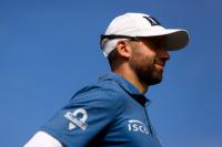 No shock here: Hockey-stick grip helps Canadian into contention in Bermuda