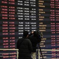 Oil tops $116 with stocks mixed on earnings, AI