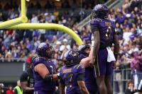 No. 24 Northwestern routs Rutgers 42-14 behind Aidan Chiles’ 3 touchdown passes and 2 scoring runs