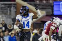 ROAD WARRIORS: Kentucky football stays perfect on the road