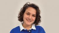 Israeli actress crowdfunds trip home to vote