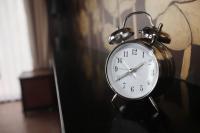 When do the clocks change? Daylight saving time ends earlier this year