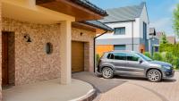 Residential estates may not impose ‘marketing’ fee on estate agents – high court