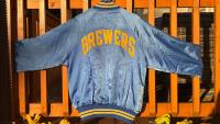 1982 Brewers bat boy’s missing World Series jacket has been in the hands of a stranger in Portland, Oregon since 2008. This week it returned home