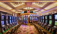 Atlantic City casinos face competition, economic risks