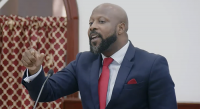 NDP’s promises yet to match Vincies’ economic reality – James (+video)