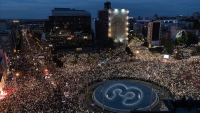 Student List Set for Parliamentary Majority in Serbian Elections as Longtime Leader Vučić Concedes Defeat