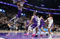 Popular Los Angeles Lakers Role Player Fined For Flopping