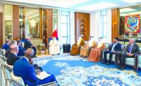 Bahrain vows to enhance ties with international companies