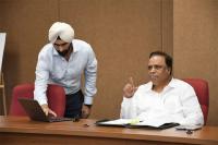 Shelar proposes weekly halt to construction across Mumbai to curb pollution