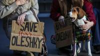 U.S.-brokered truce begins in Ukraine city occupied by Russia