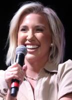 (VIDEO) Savannah Chrisley Announces Pregnancy and Engagement to Fiancé Jason on Instagram and Podcast