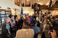 Mark Kelly brings 2028 buzz to Maine rally for Troy Jackson