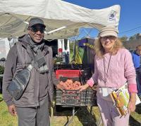 Farmers Market Celebrates Breast Cancer Awareness