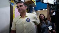 Flavio Bolsonaro on way to Ecuador from Argentina after fleeing Brazil