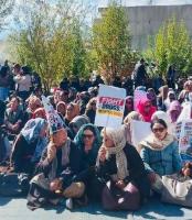 Women groups continue protest on 6th day, demand ban on liquor in Ladakh