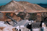 Nickel miners expect output to be flat due to weather, weak prices